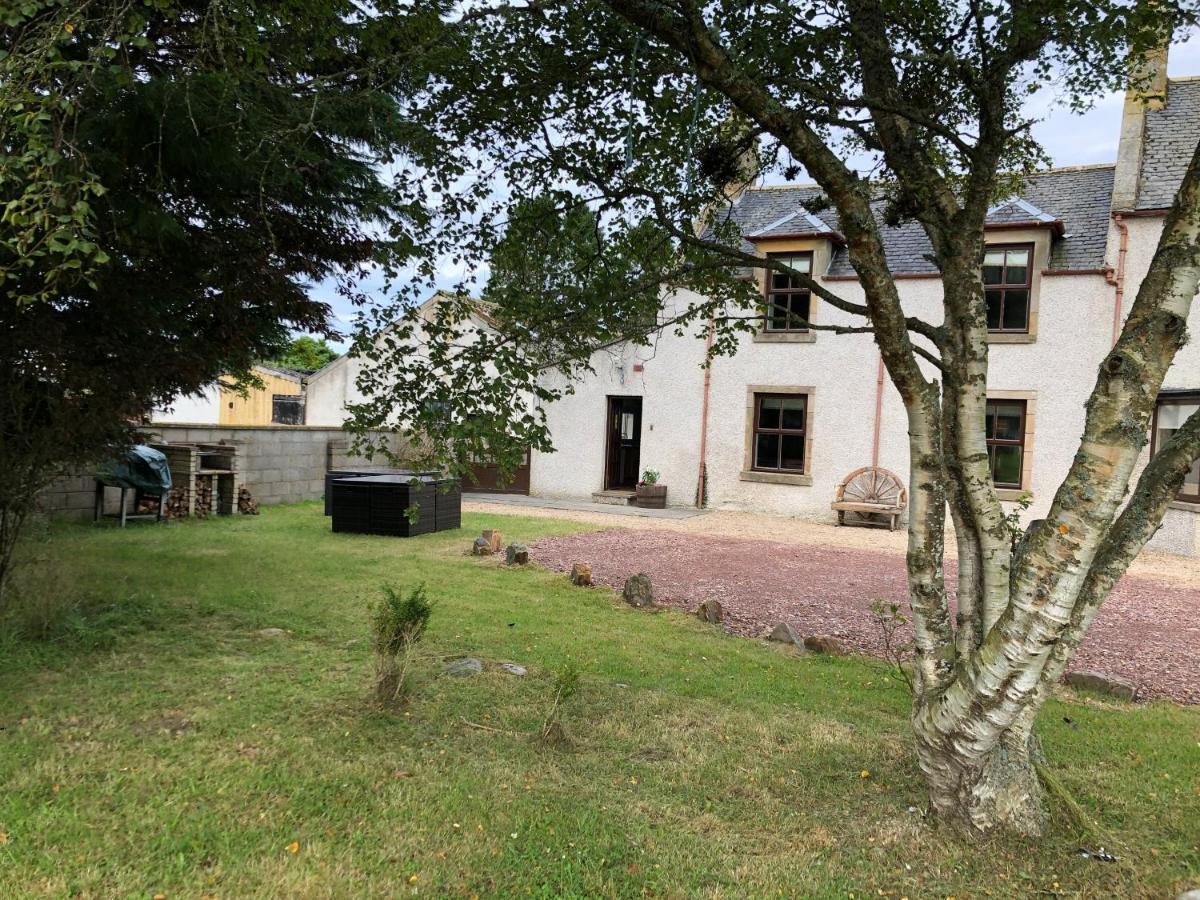 The Farmhouse, 6 Bed Property, Forres Villa Екстериор снимка